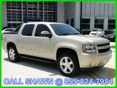 2008 avalanche lt, leather, navi, backup camera, heated seats, great for export!