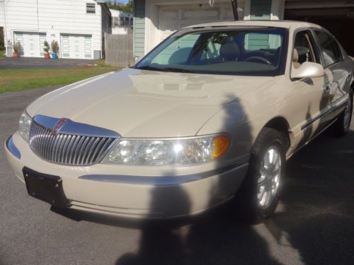 2002 lincoln continental base sedan 4-door 4.6l