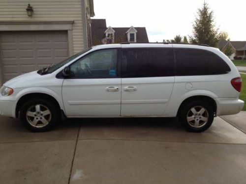 2007 dodge grand caravan sxt mini passenger van 4-door 3.8l