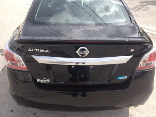 2014 nissan altima s sedan 4-door 2.5l