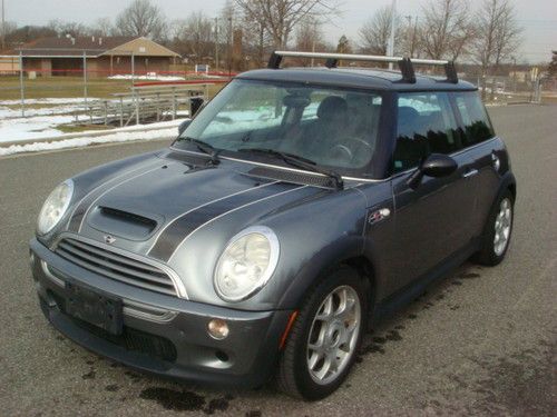 2004 mini cooper s hatchback 2-door 1.6l