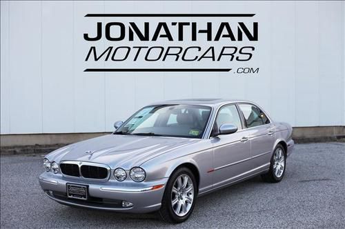 Jaguar xj8 low miles 26k. mint. fully serviced