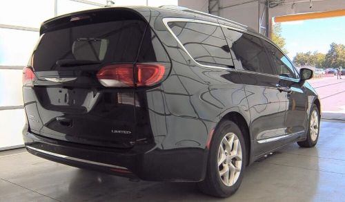 2020 chrysler pacifica limited