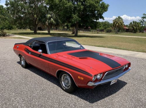 1972 dodge challenger 440 v8, posi rear end, real fe5 bright red car!