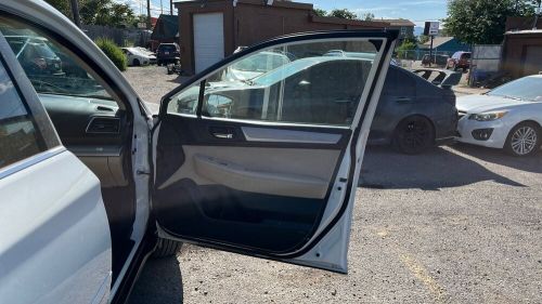 2017 subaru outback 2.5i premium clean title,loaded,well maintained/sr