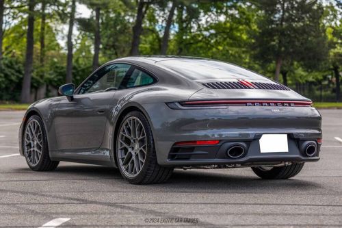 2023 porsche 911 carrera