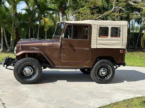 1969 toyota land cruiser fj40