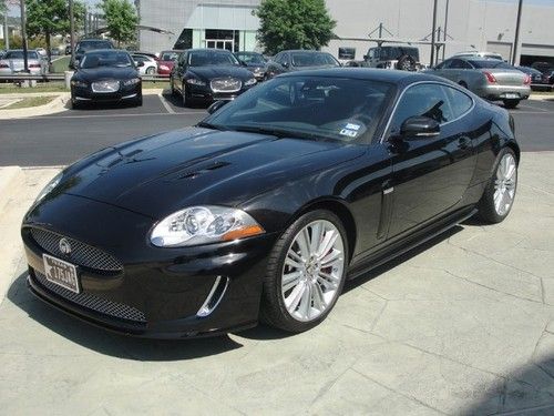 2011 jaguar xkr 175 only 1500 miles!!!!