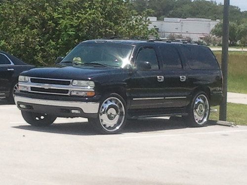 Chevy suburban lt 4x4 loaded