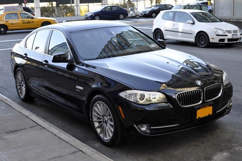 2012 bmw 535xi (fully-optioned, low miles, brand new condition)