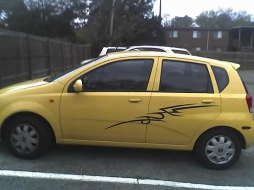 2004 chevrolet aveo ls hatchback 4-door 1.6l