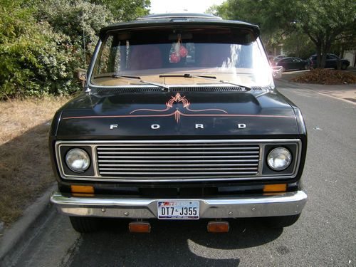 Ford econoline e 150