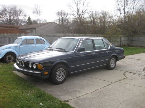 1983 bmw 733i base sedan 4-door 3.2l