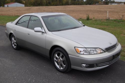 Lexus es 300 v6 auto 66k miles leather interior sunroof alloy wheels new tires