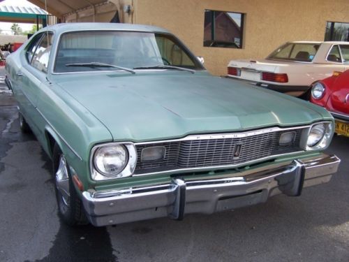 1975 plymouth duster automatic 2-door coupe