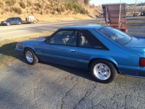 1992 ford mustang lx