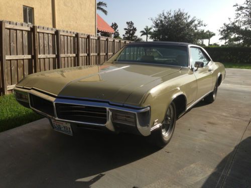 1969 buick riviera gs-tan ext white buckets w/console shifter 430ci4 bbl nice!