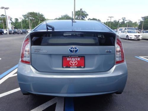 2014 toyota prius two