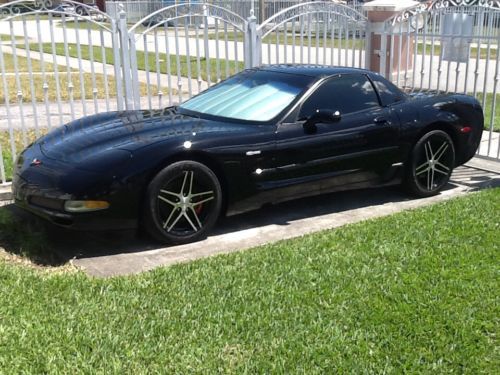 2004 chevrolet corvette z06 coupe 2-door 5.7l