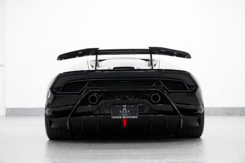 Lamborghini Huracan LP640-4 Performante