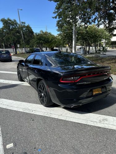 2016 dodge charger sxt