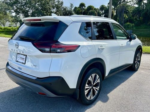 2022 nissan rogue sv