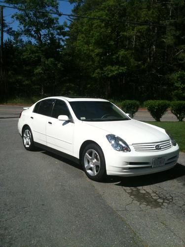 2005 infiniti g35 sedan g35 sport  4 door.  meticulously maintained &amp; babied