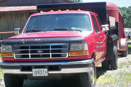 97 4dr f 350 ford 8ft dump