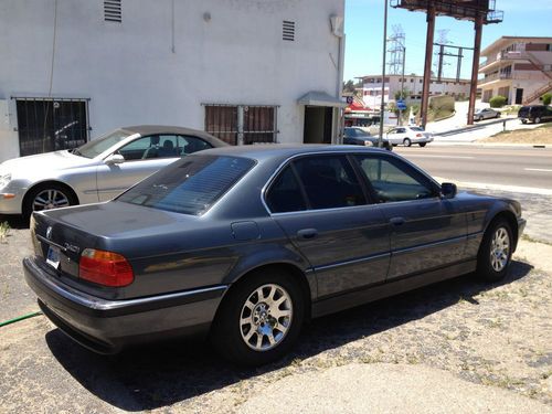 2000 bmw 740i base sedan 4-door 4.4l  car runs perfect!!!