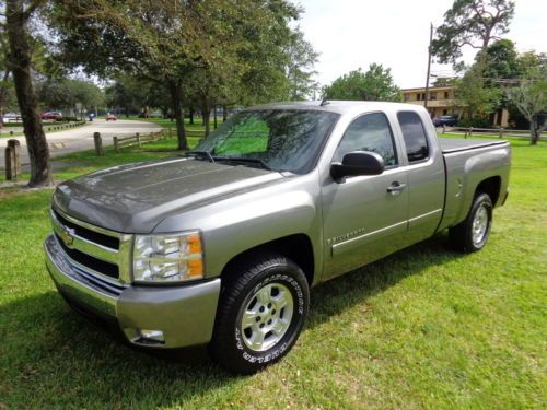 Florida 07 silverado lt 1500 4-door extended cab clean carfax no reserve lqqk !!