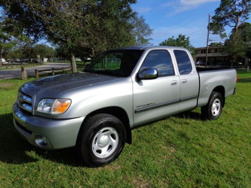 Florida 06 tundra sr5 1-owner 6-cylinder navigation clean carfax bedliner 4.0l