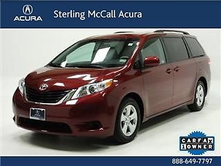 2013 toyota sienna le mini van pwr doors cd/mp3/aux back up cam third row shades