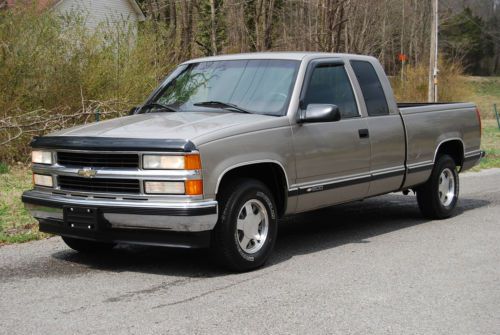 1998 chevrolet silverado c1500 x-cab 3rd door. new michelin tires