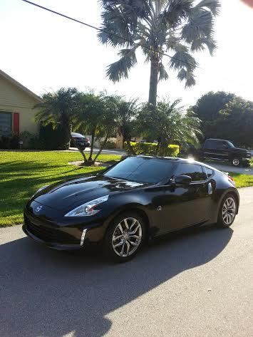 2014 nissan 370z   no reserve