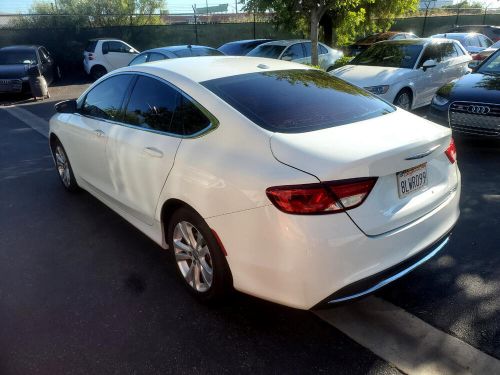 2016 chrysler 200 series limited