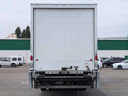 2022 international mv607 26ft box truck with liftgate diesel