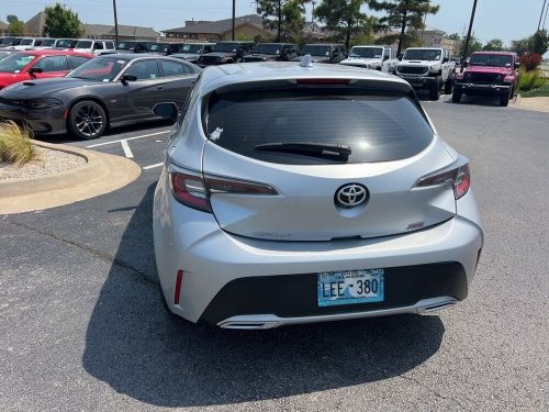 2020 toyota corolla hatchback xse