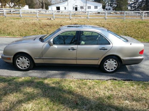 1996 mercedes-benz e320 base sedan 4-door 3.2l no reserve