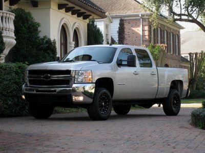 Crew cab short bed (ltz) nav. roof. tv/dvd!