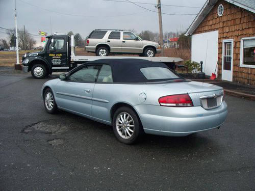 2002 chrysler sebring limited convertible 2-door 2.7l