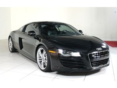 2009 audi r8, black/black, carbon fiber