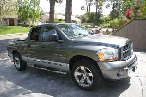 2006 dodge ram 1500 laramie extended crew cab pickup 4-door 5.7l