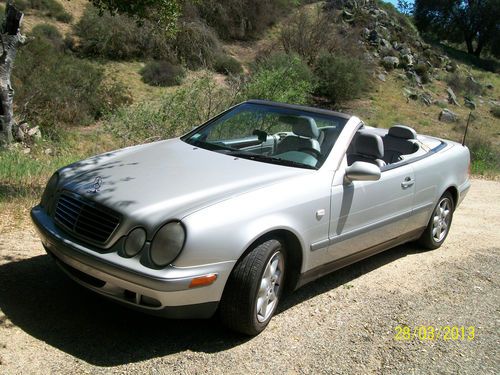 1999 mercedes-benz clk320 base convertible 2-door 3.2l