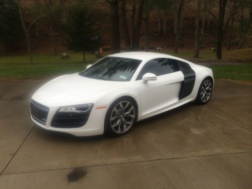 2010 audi r8 coupe 5.2l v10