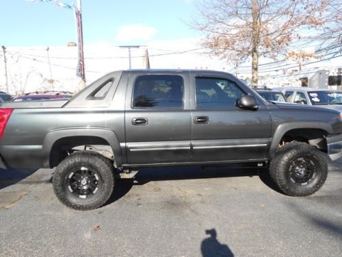 2004 chevrolet avalanche 1500 automatic 2-door truck