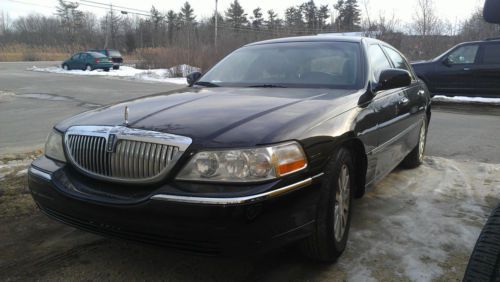 2006 lincoln town car signature  sedan 4-door 4.6l