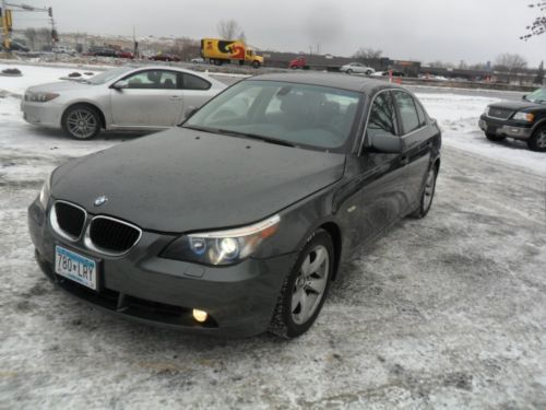 5 series, 4 door sedan, 3.0 liter 6cyl, auto, leather, loaded, clean, warranty !