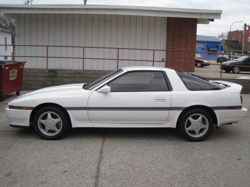 1989 toyota supra turbo hatchback 2-door 3.0l