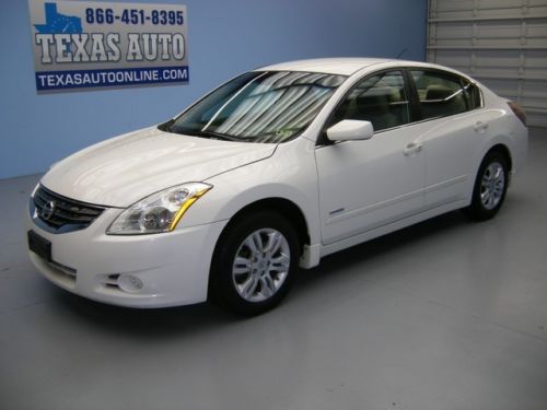 We finance!!!  2010 nissan altima hybrid auto push start a/c 35 mpg texas auto