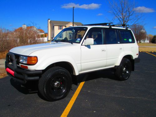 Stunning hard to find lifted old man emu toyota landcruiser..(7) passenger..